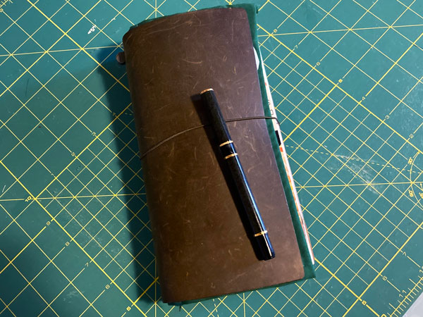 Traveler's notebook, closed