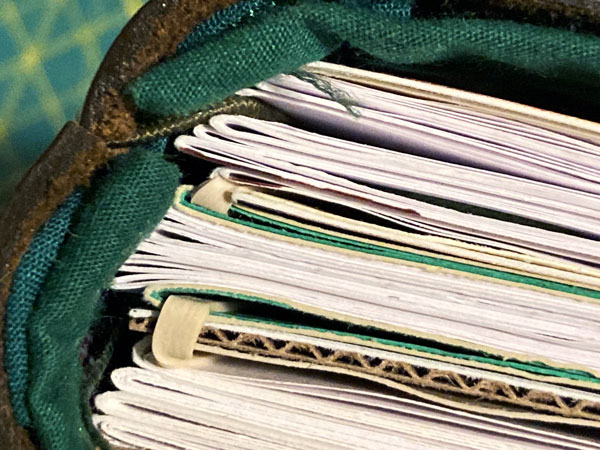 A view of the rubber bands from the bottom