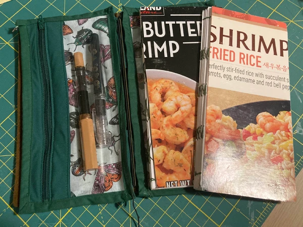 Regular sized notebook with its inserts